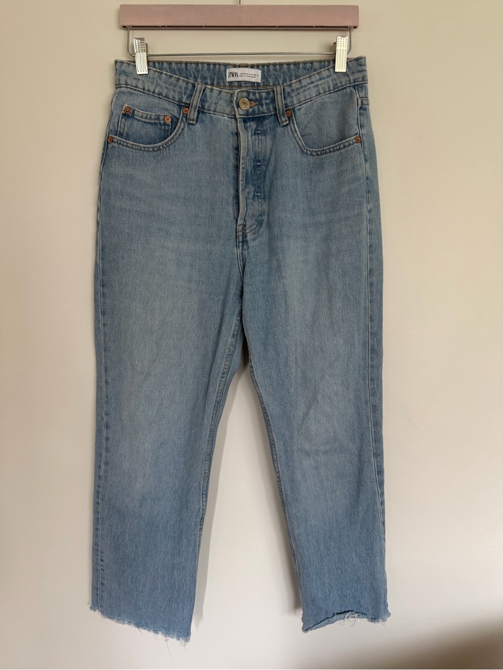Zara Light Wash Cropped Straight Leg Jeans Size 8